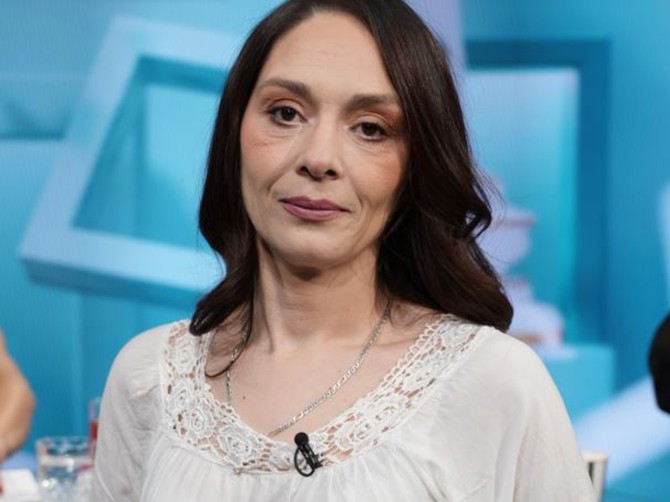 Draganu je bivši muž progonio uprkos zabrani prilaska, pa joj zabio nož u stomak