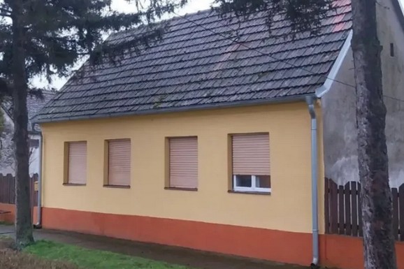 Prodaju kuću od 85 kvadrata i 18 ari placa za 25.000 evra! Oglas privukao pažnju: Seoski mir pored reke Save (FOTO)