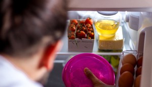 Onkolozi upozoravaju se hrana ne drži u plastičnim posudama u frižideru