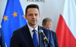 Trzaskowski zyskuje, Duda traci. Zmniejsza się dystans między kandydatami. SONDAŻ