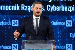 Cieszyński: Ustawa o KSC nie jest przeciwko żadnej firmie czy państwu [WYWIAD]