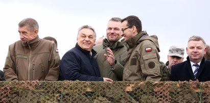 Orban w Polsce. Spotkał się z Morawieckim na poligonie