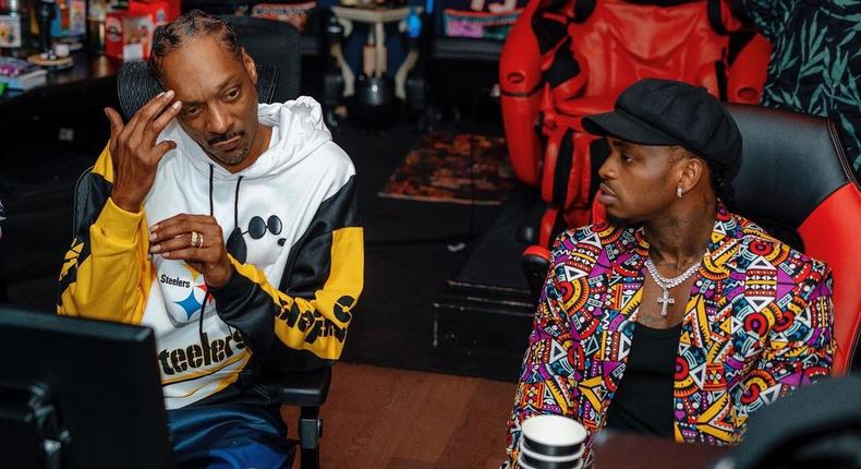 Diamond Platnumz in studio with Snoop Dogg