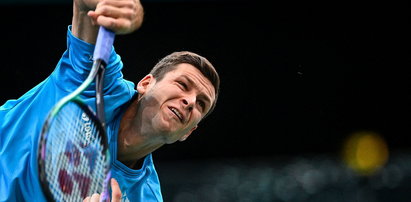 ATP w Paryżu. Kapitalny mecz Huberta Hurkacza. Novak Djoković w opałach