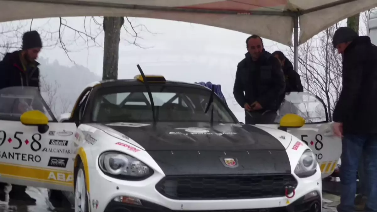 Kubica testowa Hyundaia i20 R5 i Abartha 125 Spider