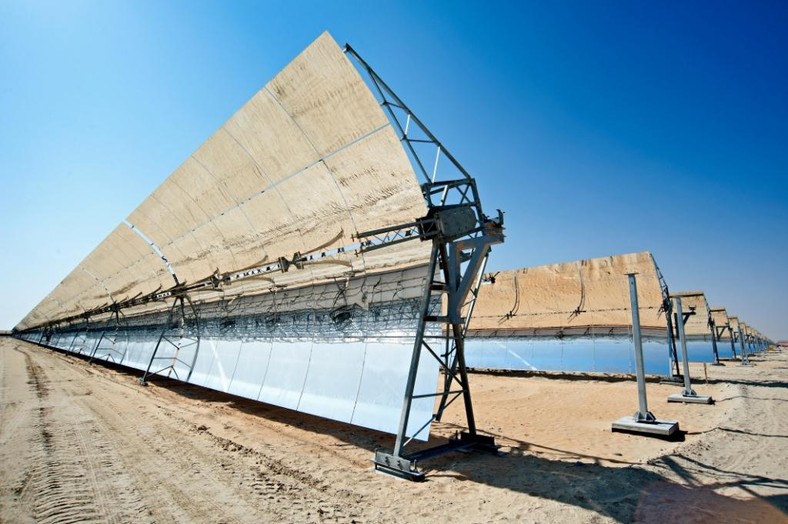 Największe elektrownia solarna na świecie - Shams - Abu Dhabi