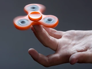 Komisja Europejska wycofuje z rynku fidget spinnery