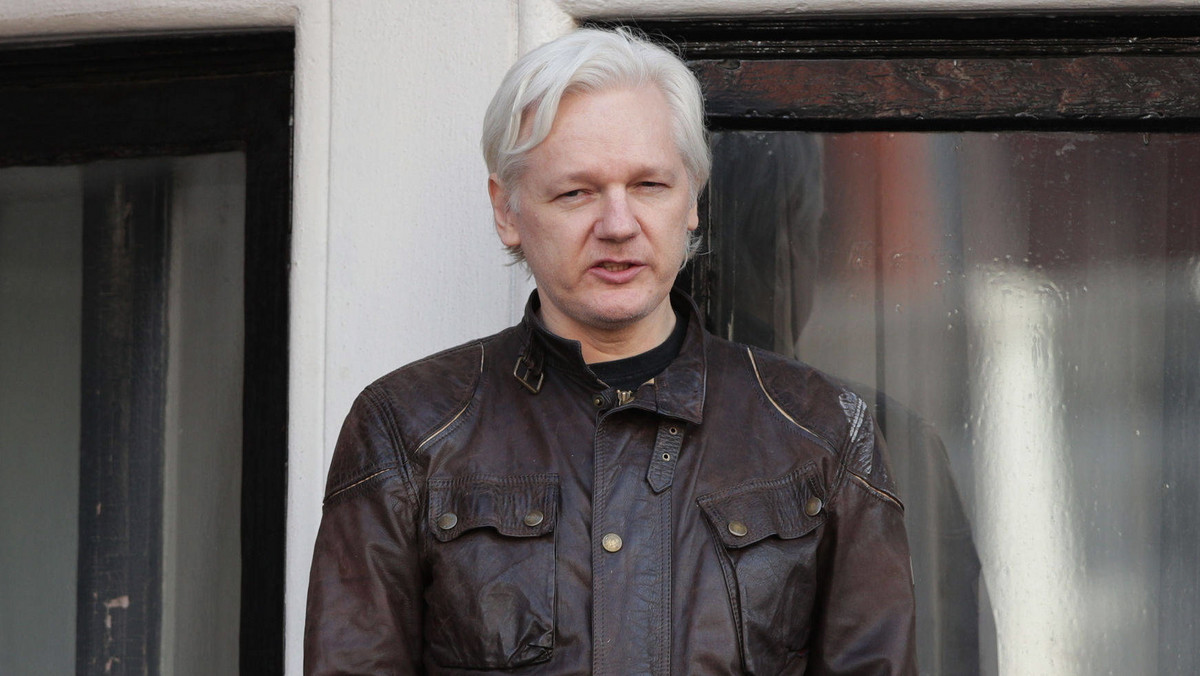 Media: Rosja miała pomóc w ucieczce Assange'a z Wielkiej Brytanii