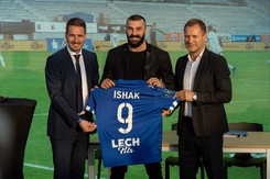 W Poznaniu odetchnęli z ulgą. Ishak przedłużył kontrakt z Lechem
