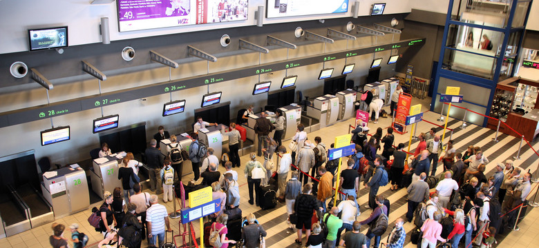 Wzrost liczby pasażerów na katowickim lotnisku