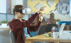 Wirtualna rzeczywistość w szkole. Kaprys, czy już realna potrzeba?