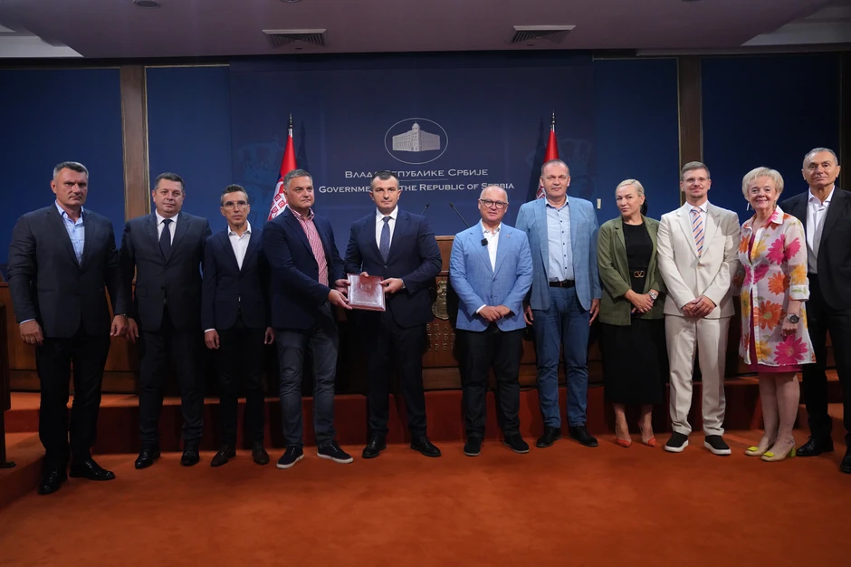 Ovaj projekat ne znači samo povezivanje dva sistema za naplatu putarine već povezivanje dva naroda i brži protok roba