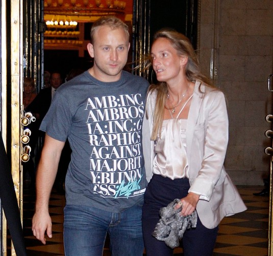 Gdy u boku niesfornego Borysa Szyca zaczęła pojawiać się Kaja Środka, wszyscy odetchnęli z ulgą. Największy imprezowicz w show-biznesie wreszcie się ustatkował