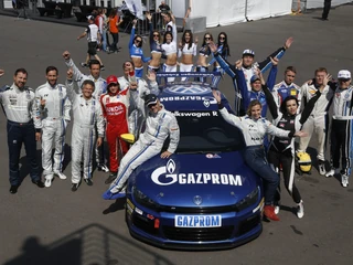 Gwiazdy specjalnego wyścigu Scirocco R Cup w Moskwie