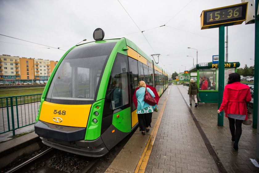 Komunikacja jak w weekend, a strefa działa normalnie