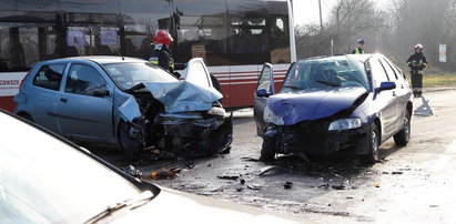 Zderzenie dwóch aut w Opolu