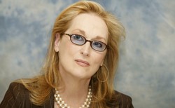 "Udawałam, że nie żyję i czekałam, aż ciosy ustaną". Meryl Streep ofiarą przemocy