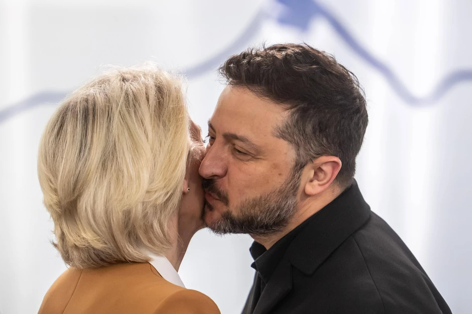 Ursula fon der Lajen, Volodimir Zelenski