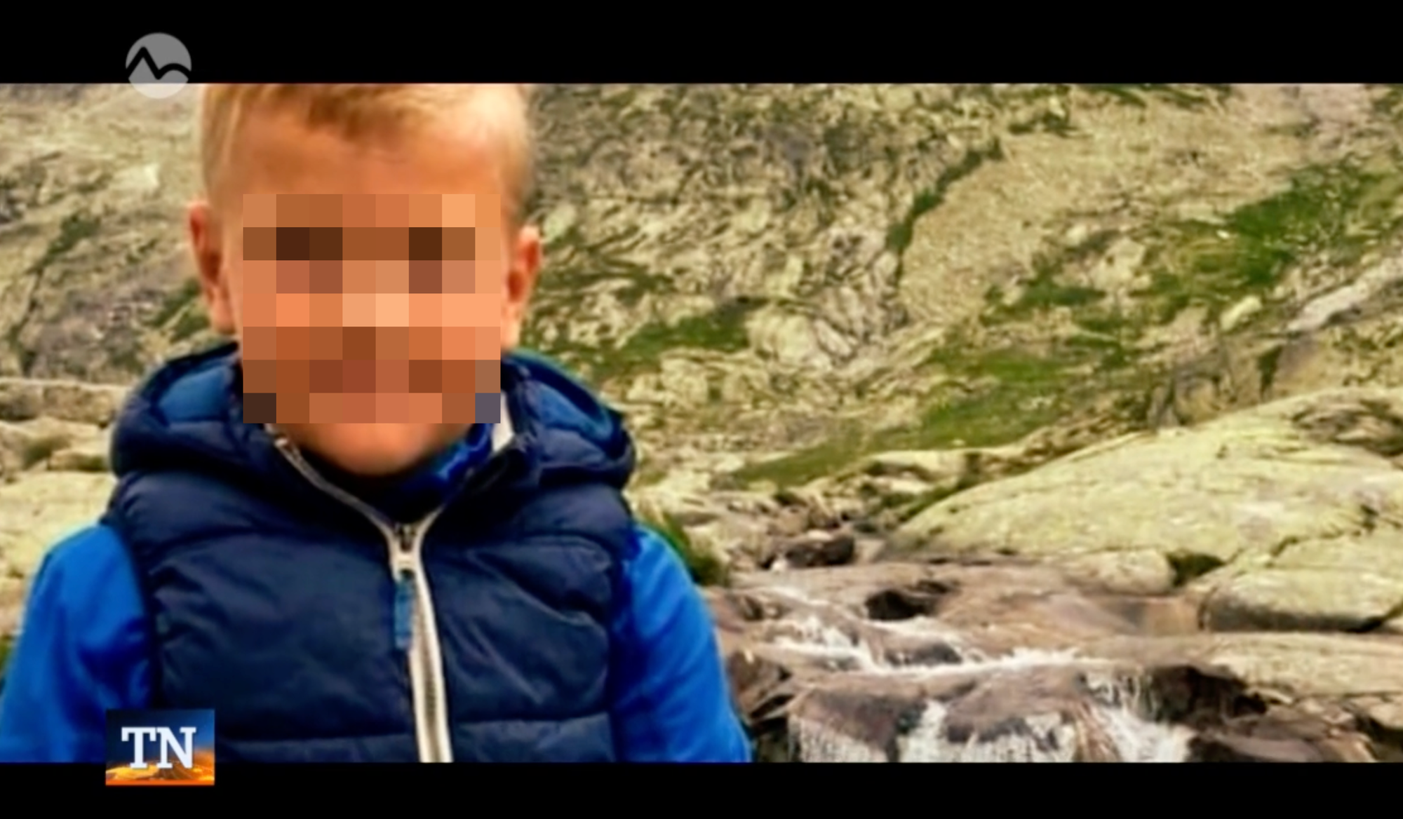 Tomáško v roku 2025 zomrel po nakazení zákernou amébou.