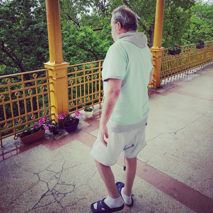 Péter május végén már meg tudott tenni pár lépést / Fotó: Szörényi Péter