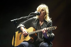 Edyta Bartosiewicz o hejcie w nagraniu 'Cyrk'. W teledysku członkowie kabaretu Hrabi