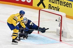 MŚ w hokeju. Broniąca tytułu Finlandia przegrała ze Szwecją [WYNIKI]