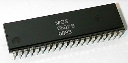 MOS Technology 6502 w obudowie DIL-40, który jest podstawą procesora Atari VCS