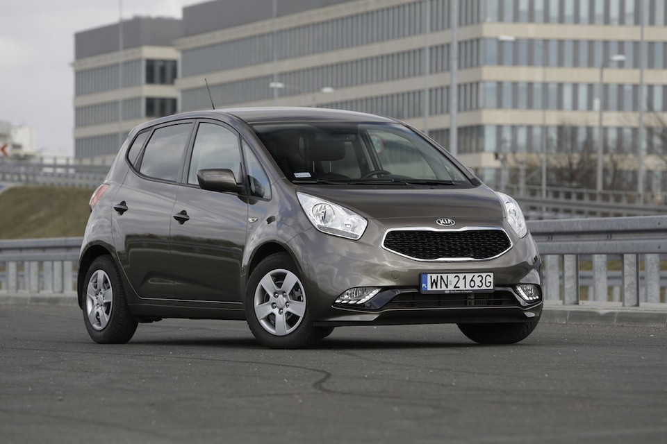 Kia venga чехлы
