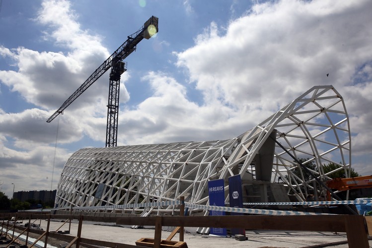 Podróżni będą mogli kupić bilety w 6 stanowiskach kasowych znajdujących się w holu dworca. <br><br>  (mgo) PAP/Tomasz Gzell