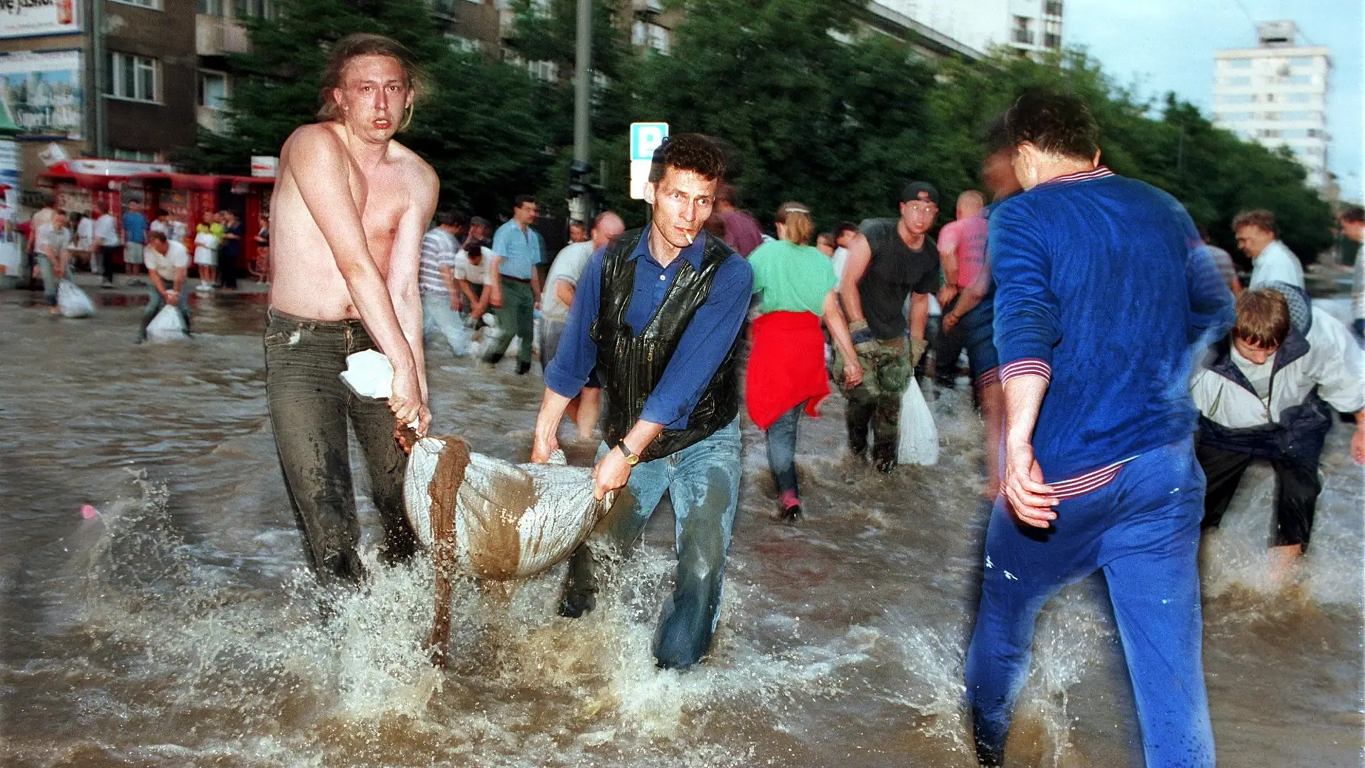 To już 25 lat od powodzi tysiąclecia, a zdjęcia dalej wstrząsają