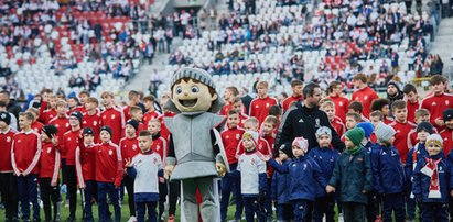 W Łodzi otwarto piękny stadion. Najpierw zaśpiewała Margaret, później fałszowali piłkarze ŁKS