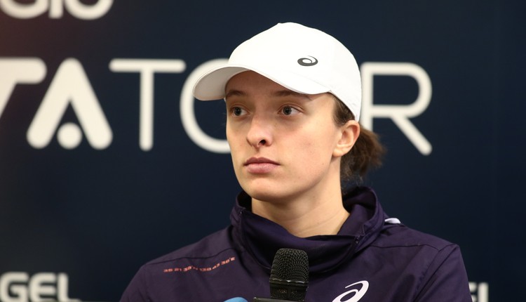 Wiktorowski ma zakaz od Świątek. Los trenera w rękach tenisistki