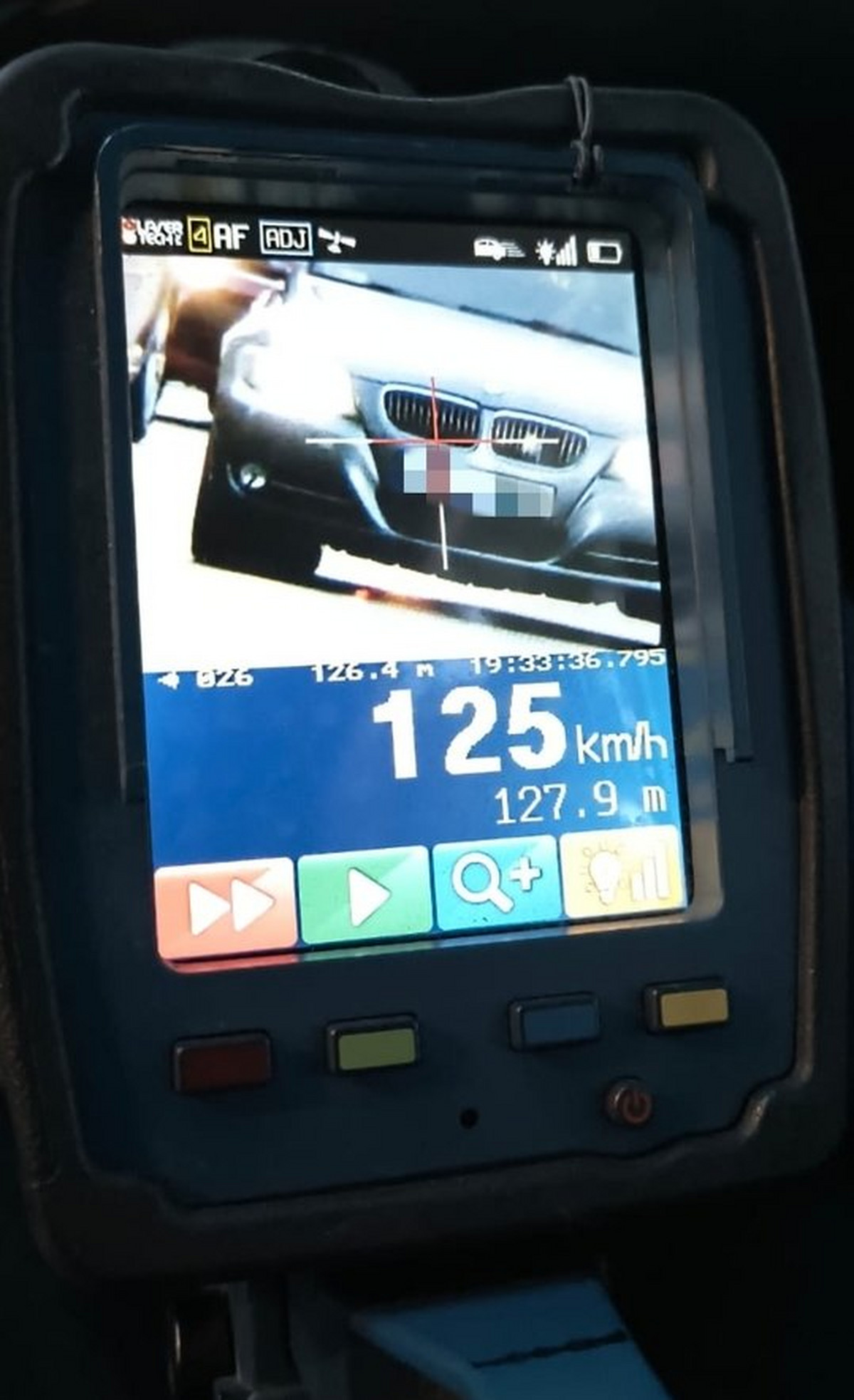 Szaleńcza jazda w Raciborzu. Kierowca bmw pędził 125 km/h w mieście