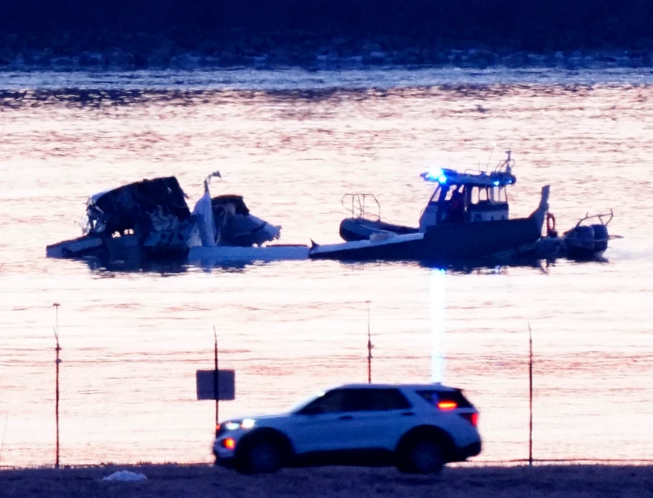 Sudar aviona i helikoptera u Vašingtonu