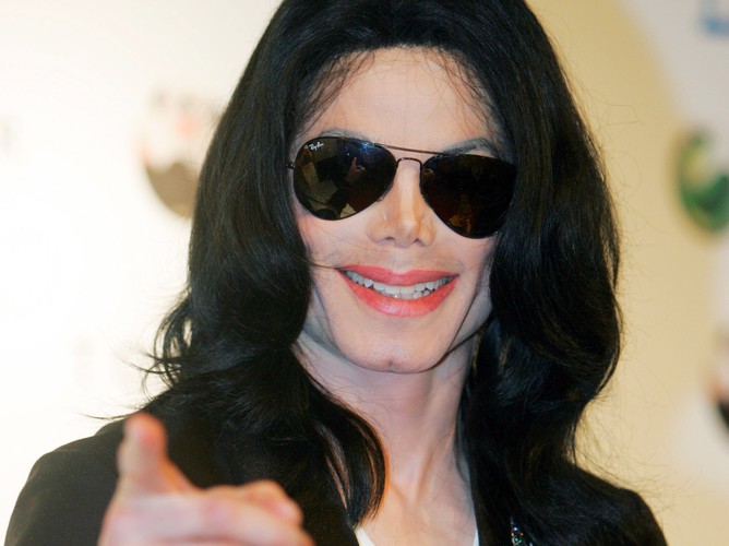 2. Michael Jackson – 600 milionów dolarów