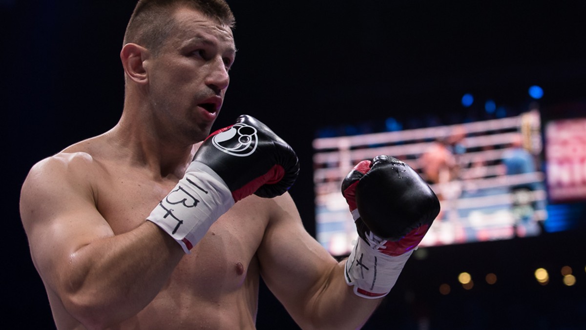 Ledwie Tomasz Adamek (50-5, 30 KO) ogłosił, że wraca na ring, już pojawiła się kolejka polskich pięściarzy, którzy chętnie skrzyżowaliby z nim rękawice. Swoich kandydatów za pośrednictwem Twittera zgłosili czołowi promotorzy znad Wisły - Andrzej Wasilewski i Tomasz Babiloński.