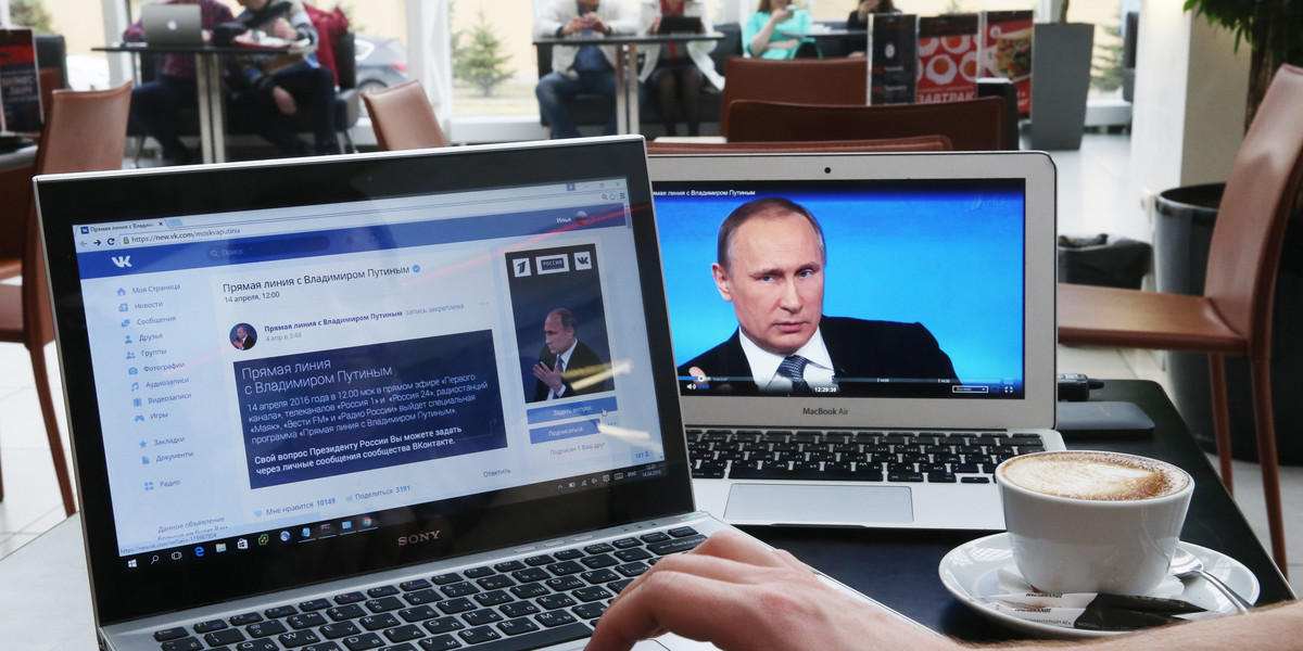 VK.com znane było wcześniej jako VKontakte. W serwisie społecznościowym swoją sesję pytań i odpowiedzi prowadził m.in. Władimir Putin