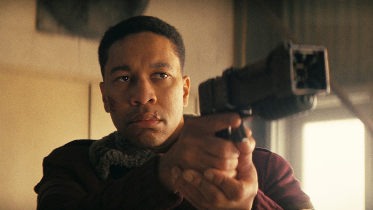 Aaron Moten jako Maximus w drugim sezonie serialu "Fallout"