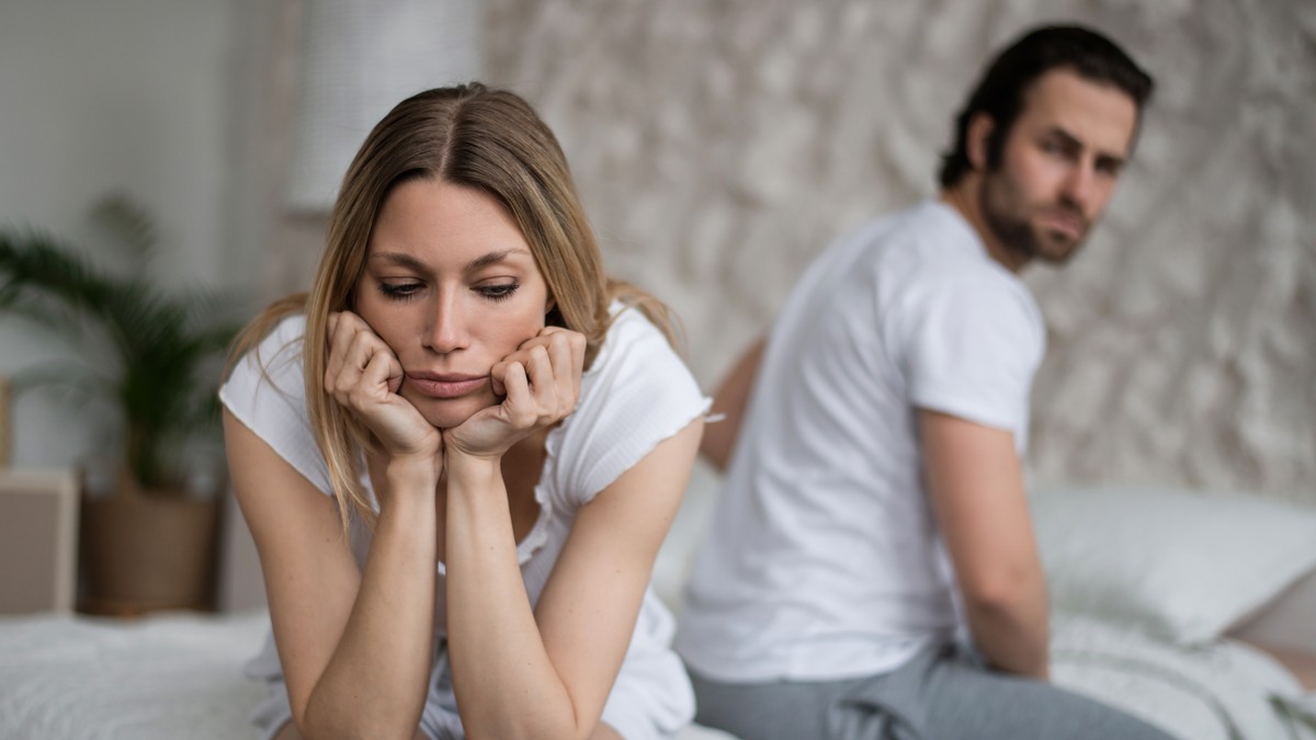 Kako prepoznati da ženi fale intimni odnosi: 5 znakova koje drugi mogu primetiti