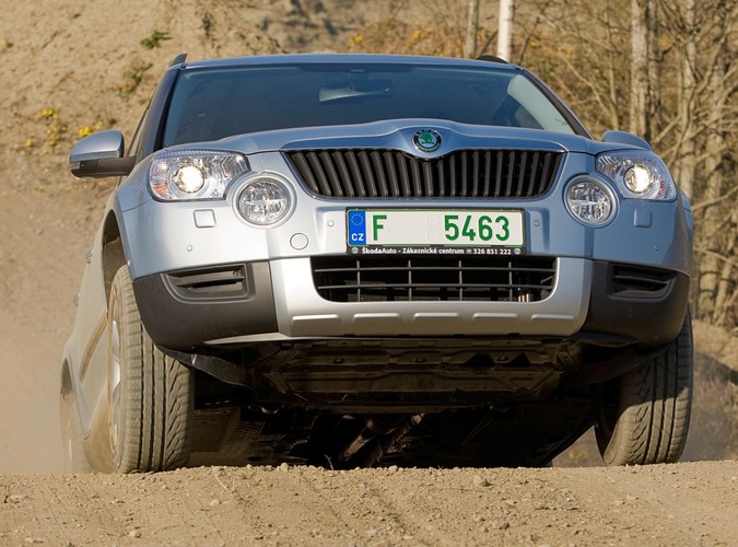Cechuje ją większy prześwit, szerszy rozstaw kół na tylnej osi