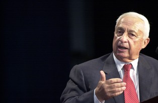 Dzisiaj odbędzie się wojskowy pogrzeb Ariela Szarona