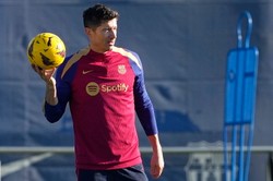 Robert Lewandowski prosił Xaviego, by został w Barcelonie