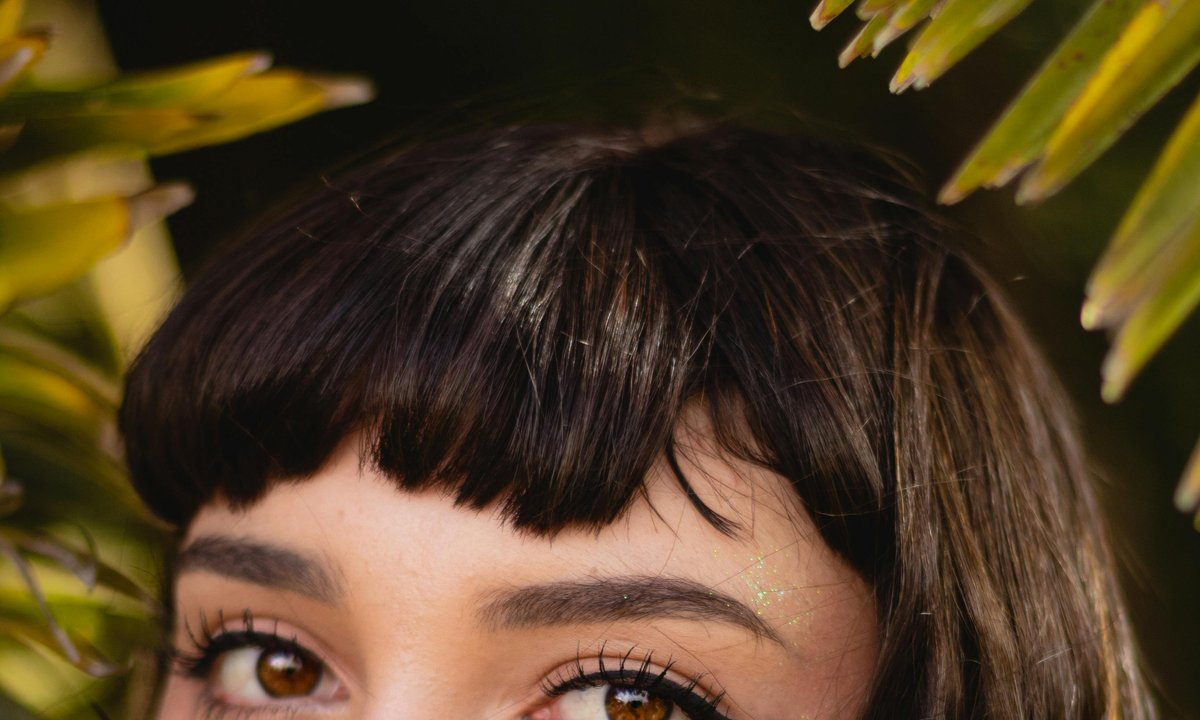 Dobry krem pod oczy nie musi być drogi. Zobacz prawdziwe perełki do 20 zł