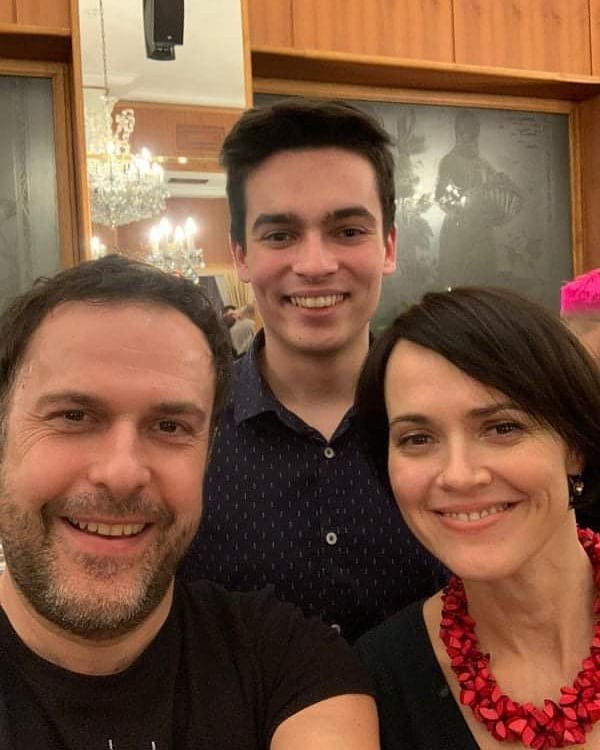 Herec Juraj Kemka, aktivista Marek Mach a Adriana Kemková.
