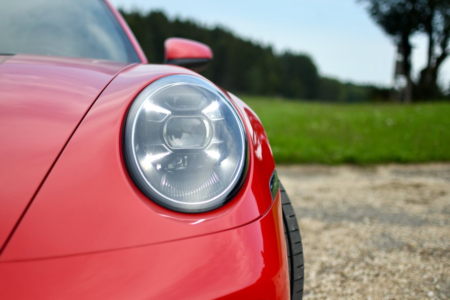 Porsche 911 Carrera