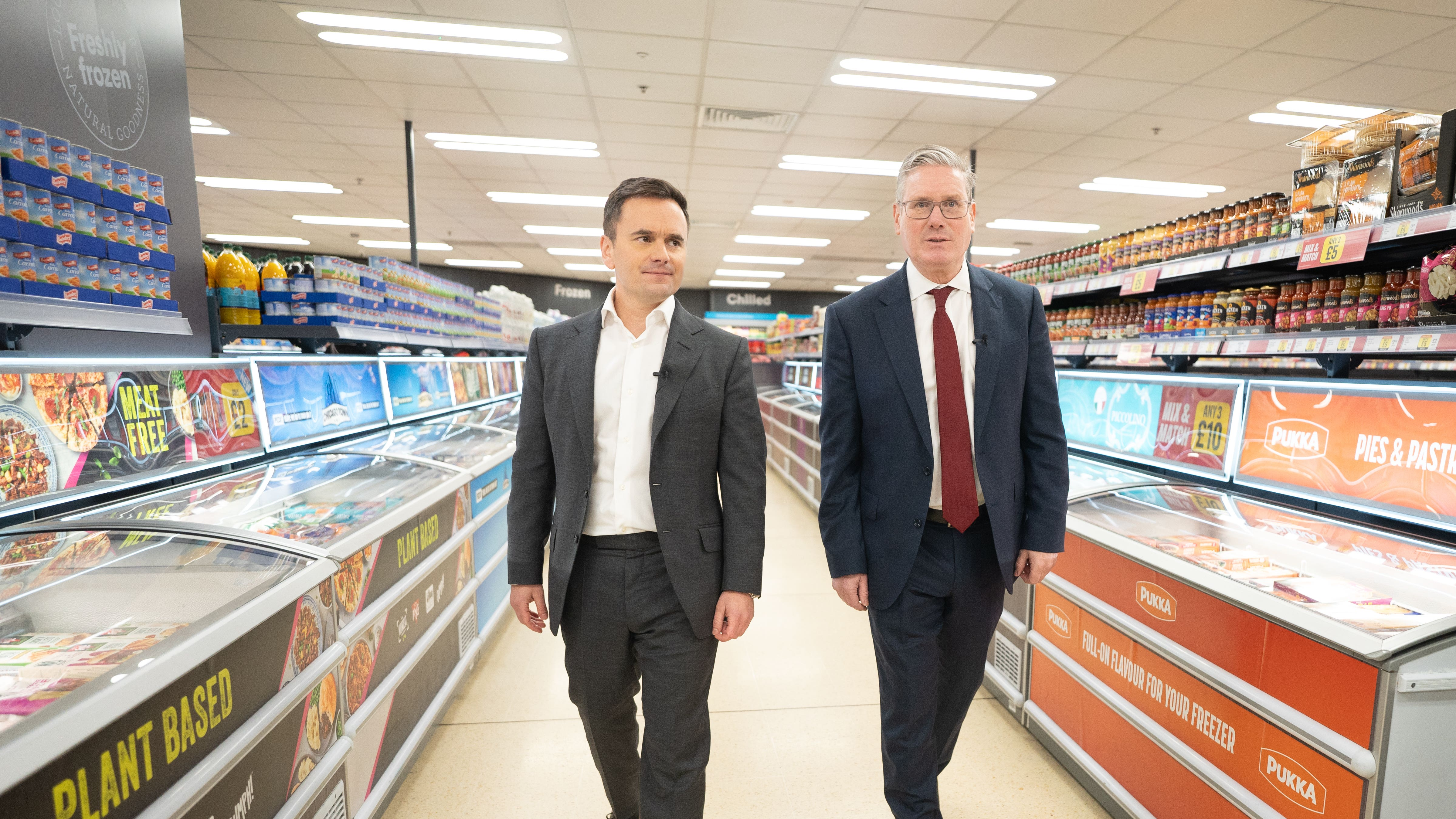 'Tories moved away': Iceland boss Richard Walker set for Labour peerage