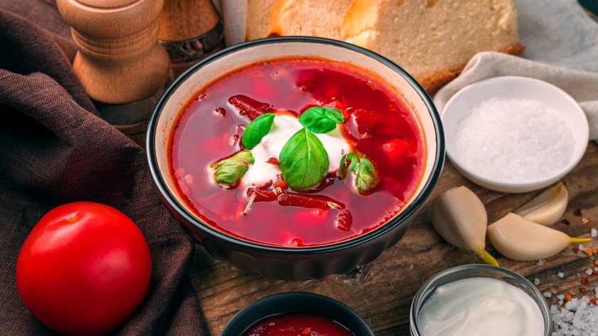 Zupy idealne na zimowe dni - pyszne, sycące i aromatyczne. Można jeść je nawet codziennie. Mamy sprawdzone przepisy