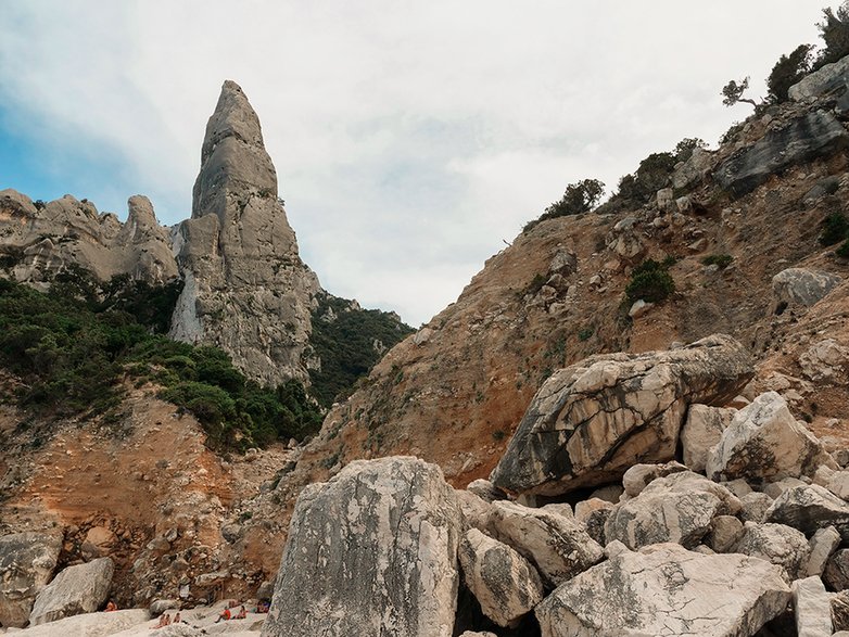 Skała górująca nad Cala Goloritze