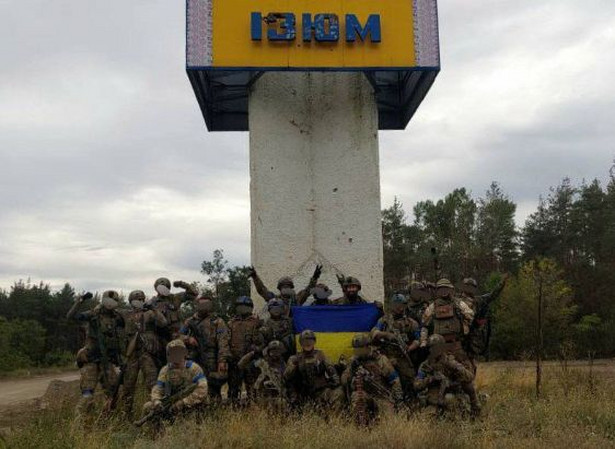 Zdjęcie ukraińskich żołnierzy, opublikowane przez Andrija Jermaka