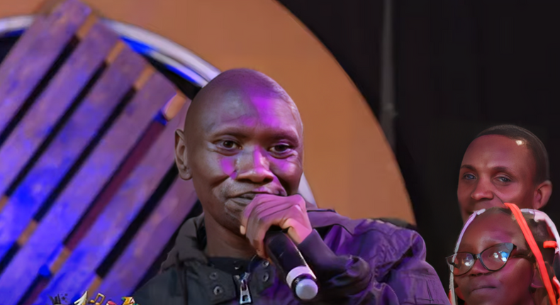 Singer Stivo Simple Boy at 10 over 10 show at Citizen TV